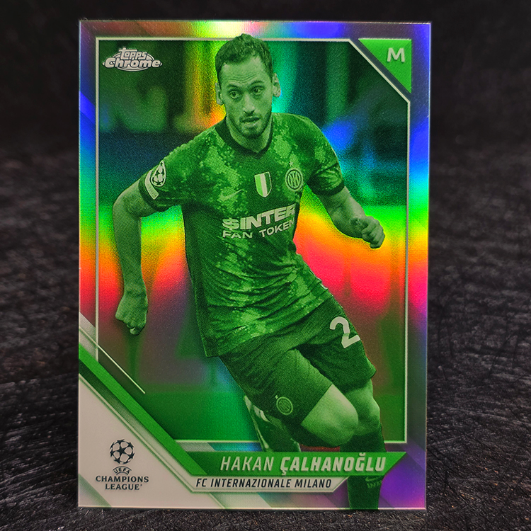 Topps Chrome UEFA 2021-22 - Night Vision - Hakan Calhanoglu, Inter /225 #127