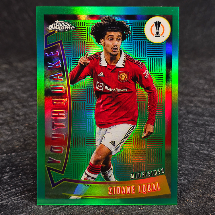 Topps Chrome UEFA 2022-23 - Youthquake, Green - Zidane Iqbal, Manchester United /99 #YO-32