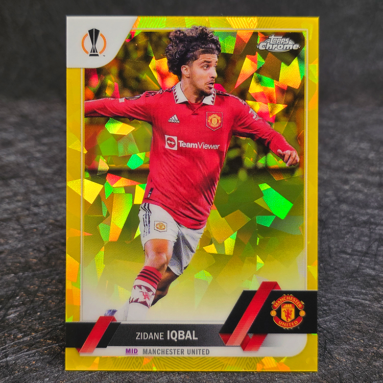 Topps Chrome UEFA 2021-22 - Yellow - Zidane Iqbal, Manchester United /99 #80