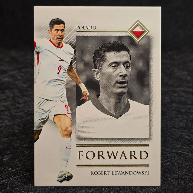 Futera Unique World Football 2025 - Forward - Robert Lewandowski, Poland #076