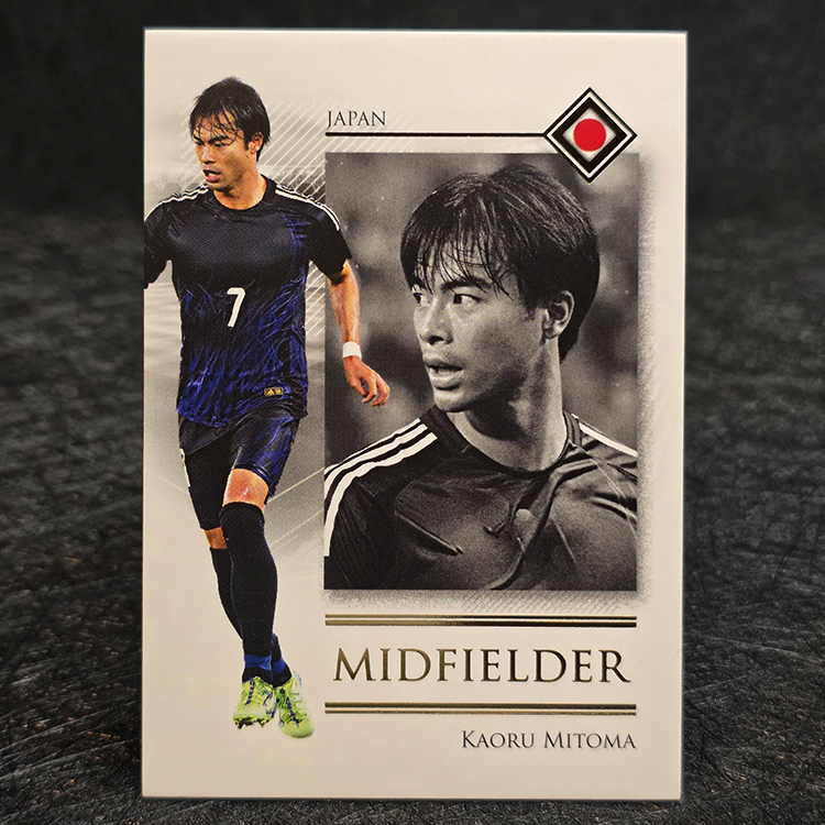 Futera Unique World Football 2025 - Midfielder - Kaoru Mitoma, Japan #048