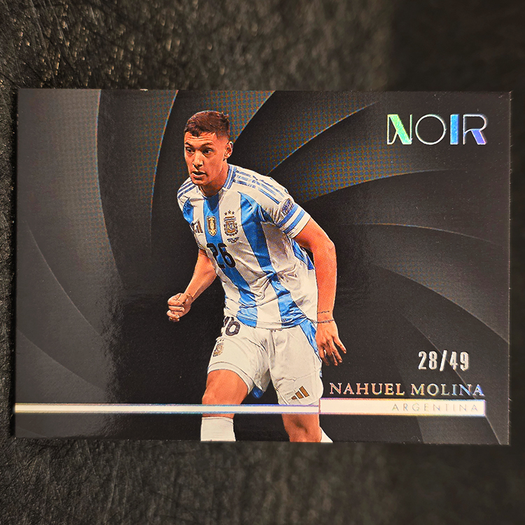 Panini Noir Soccer 2004/25 - Silver - Nahuel Molina, Argentina /49 #147