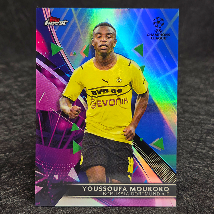 Topps Finest UEFA 2021-22 - Neon Green - Youssoufa Moukoko, Borussia Dortmund /99 #85