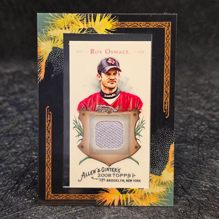 Topps Allen & Ginter's 2008 - Framed Mini Relics - Roy Oswalt, Houston Astros #AGR-RO