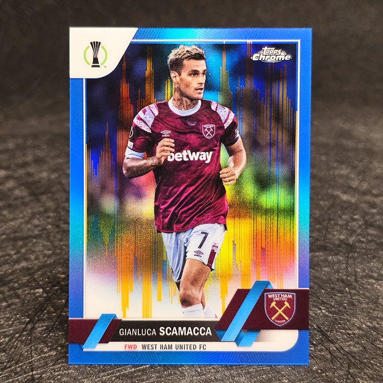 Topps Chrome UEFA 2022-23 - Blue - Gianluca Scamacca, West Ham /75 #94