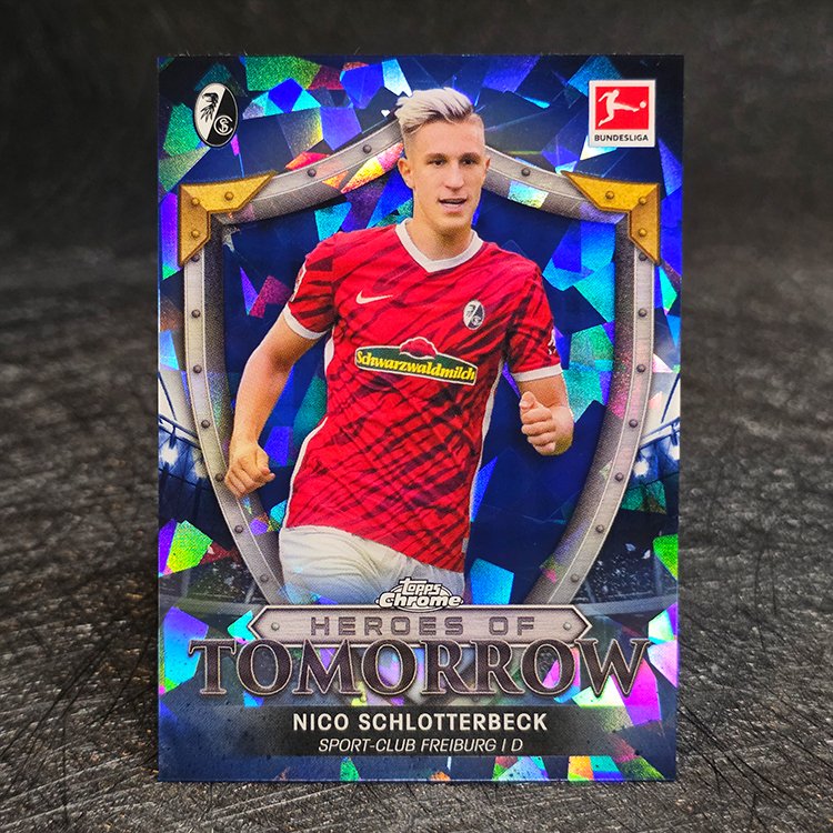 Topps Chrome Bundesliga 2021-22 - Heroes of Tomorrow - Nico Schlotterbeck, Freiburg #HT-NS